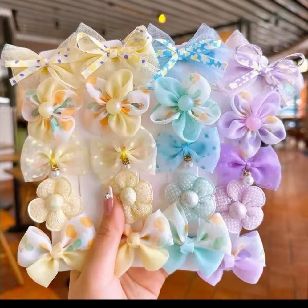 Pastel Blue Floral Hair Clip with Translucent Flowers 0217